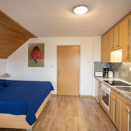 Apartmaji Alpski Cvet - Hisa Gorenc Бохин Екстериор снимка