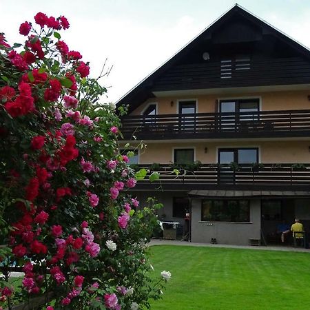 Apartmaji Alpski Cvet - Hisa Gorenc Бохин Екстериор снимка