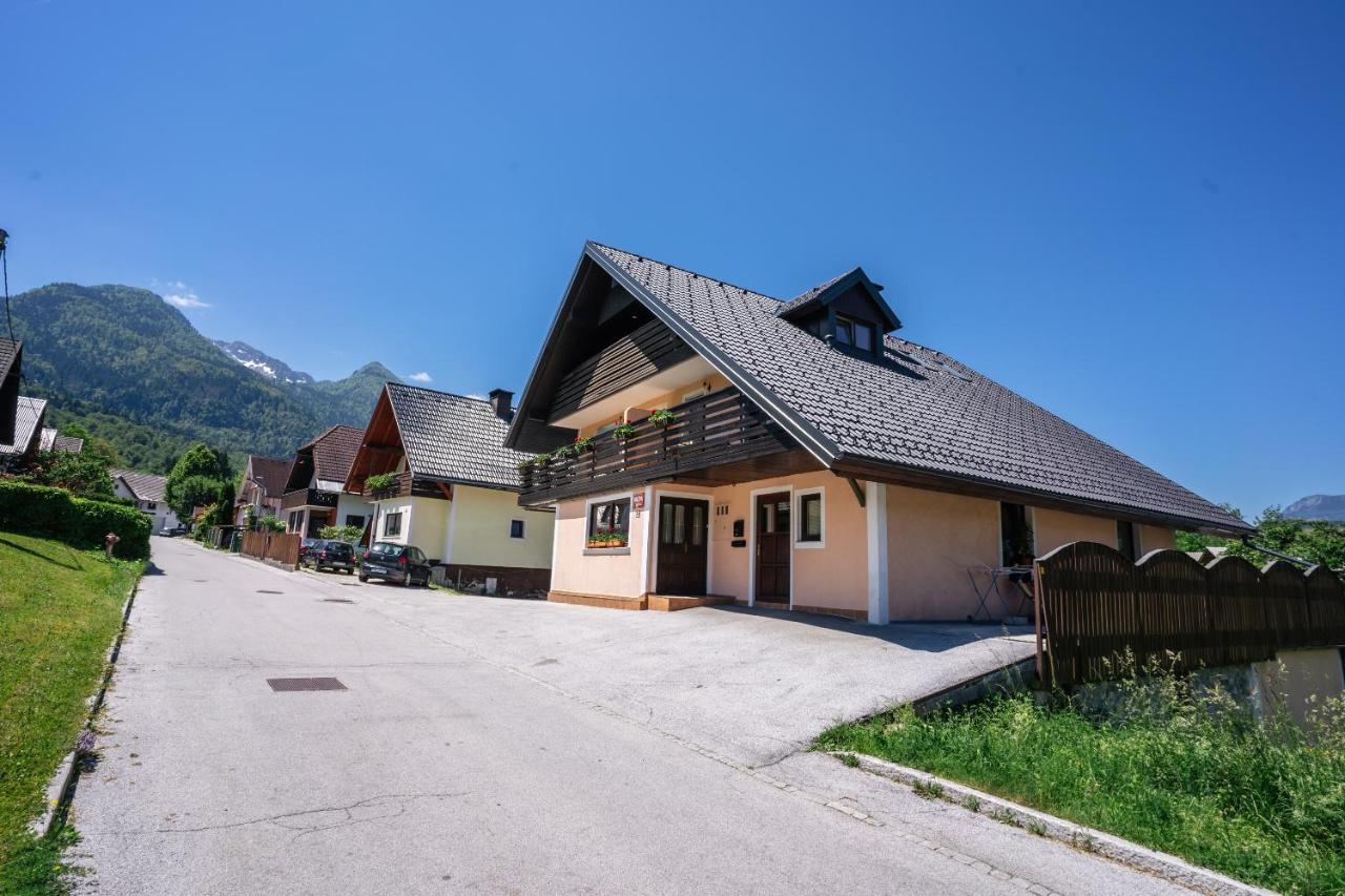 Apartmaji Alpski Cvet - Hisa Gorenc Бохин Екстериор снимка