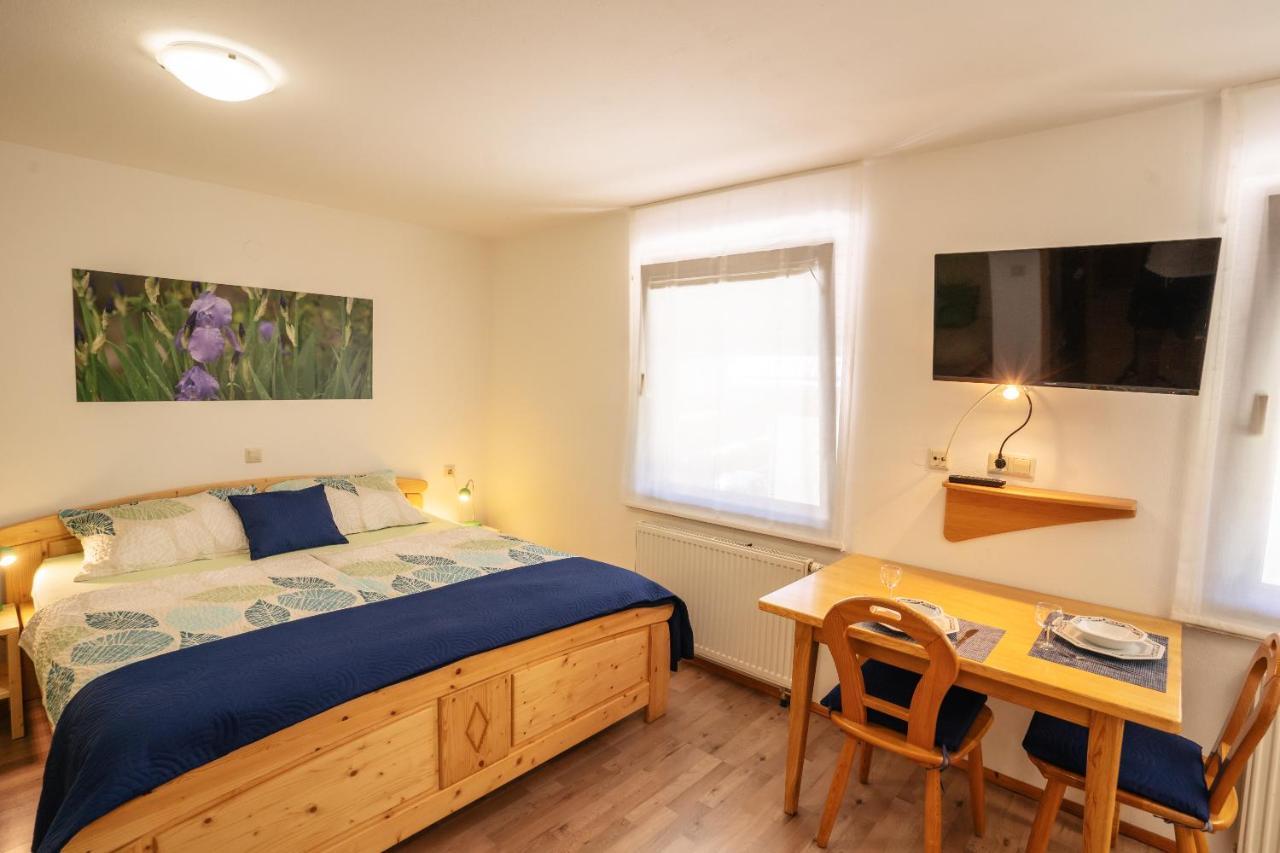 Apartmaji Alpski Cvet - Hisa Gorenc Бохин Екстериор снимка