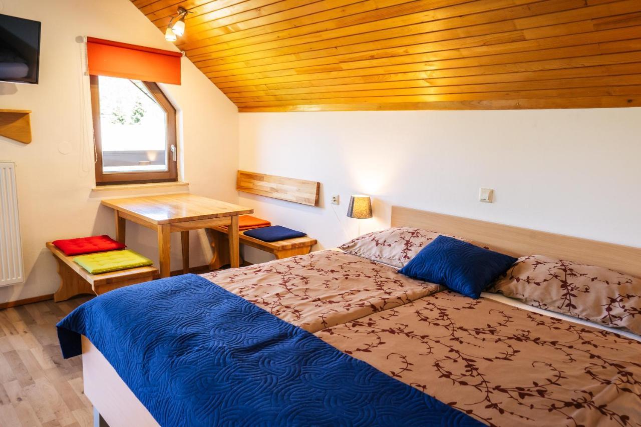 Apartmaji Alpski Cvet - Hisa Gorenc Бохин Екстериор снимка